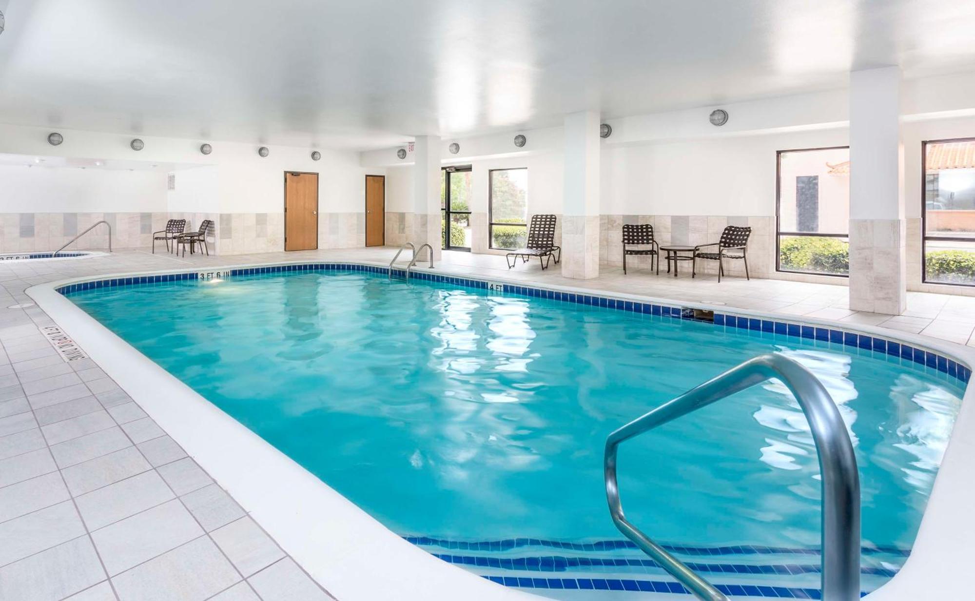 Hampton Inn Houston Стаффорд Екстер'єр фото