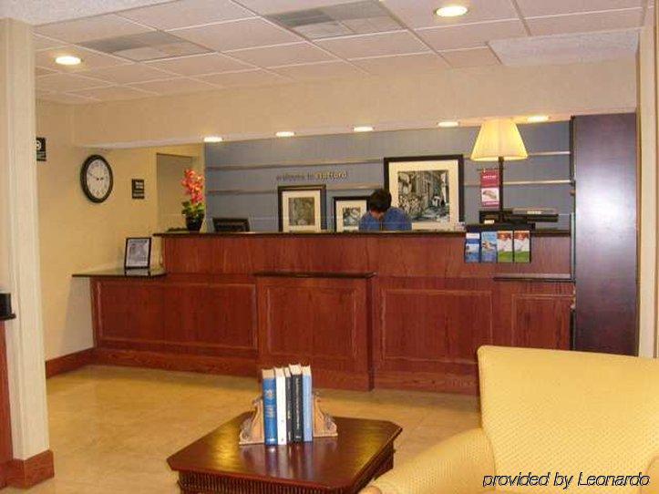 Hampton Inn Houston Стаффорд Інтер'єр фото