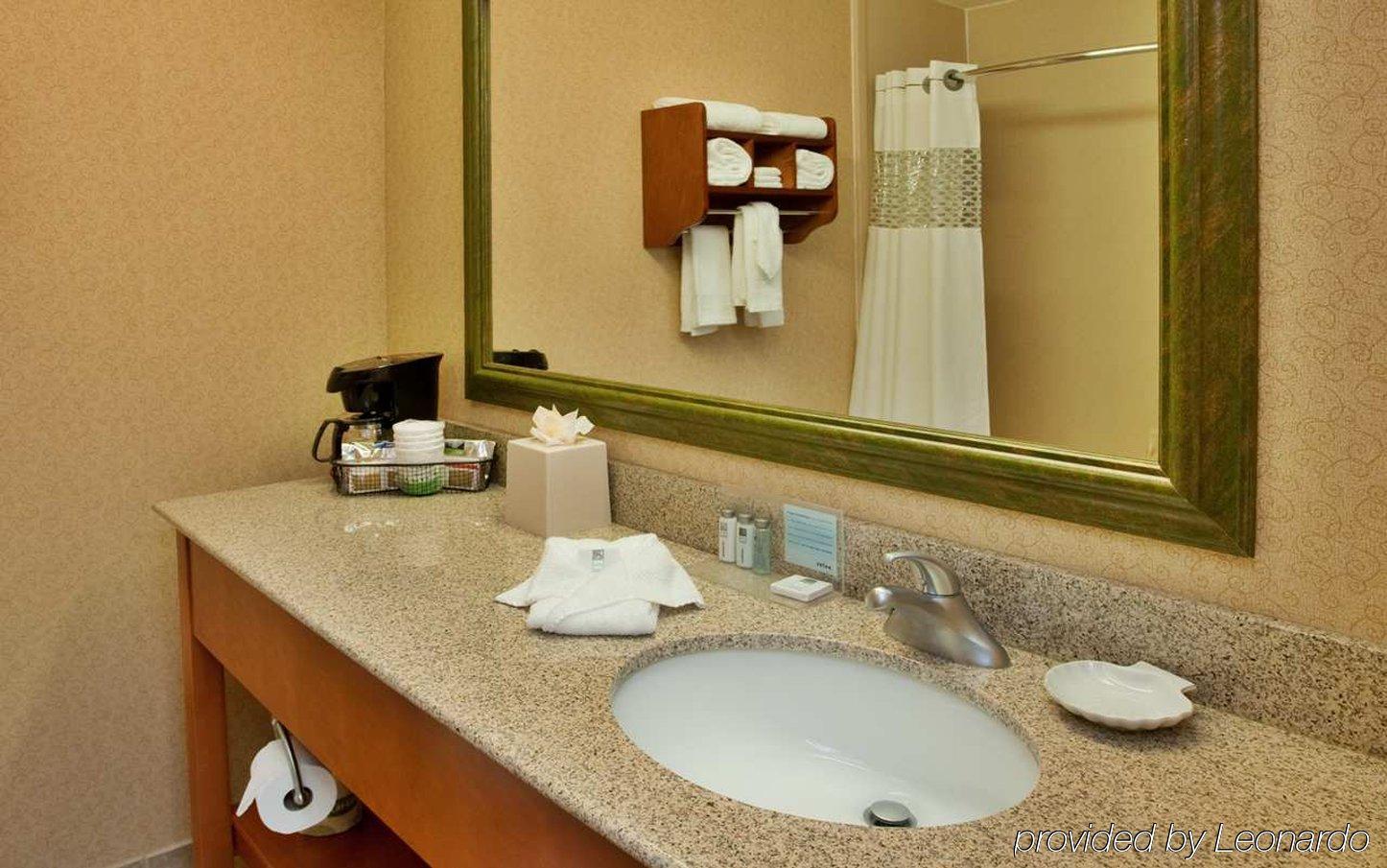 Hampton Inn Houston Стаффорд Екстер'єр фото